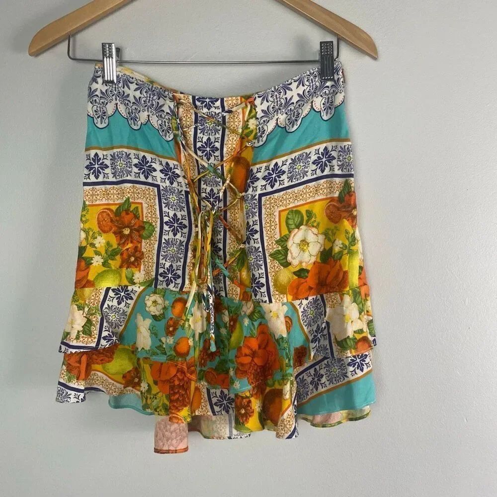 FARM Rio Lace-Up Front Mini Skirt -Tile Print - Size P - Picture 2 of 7